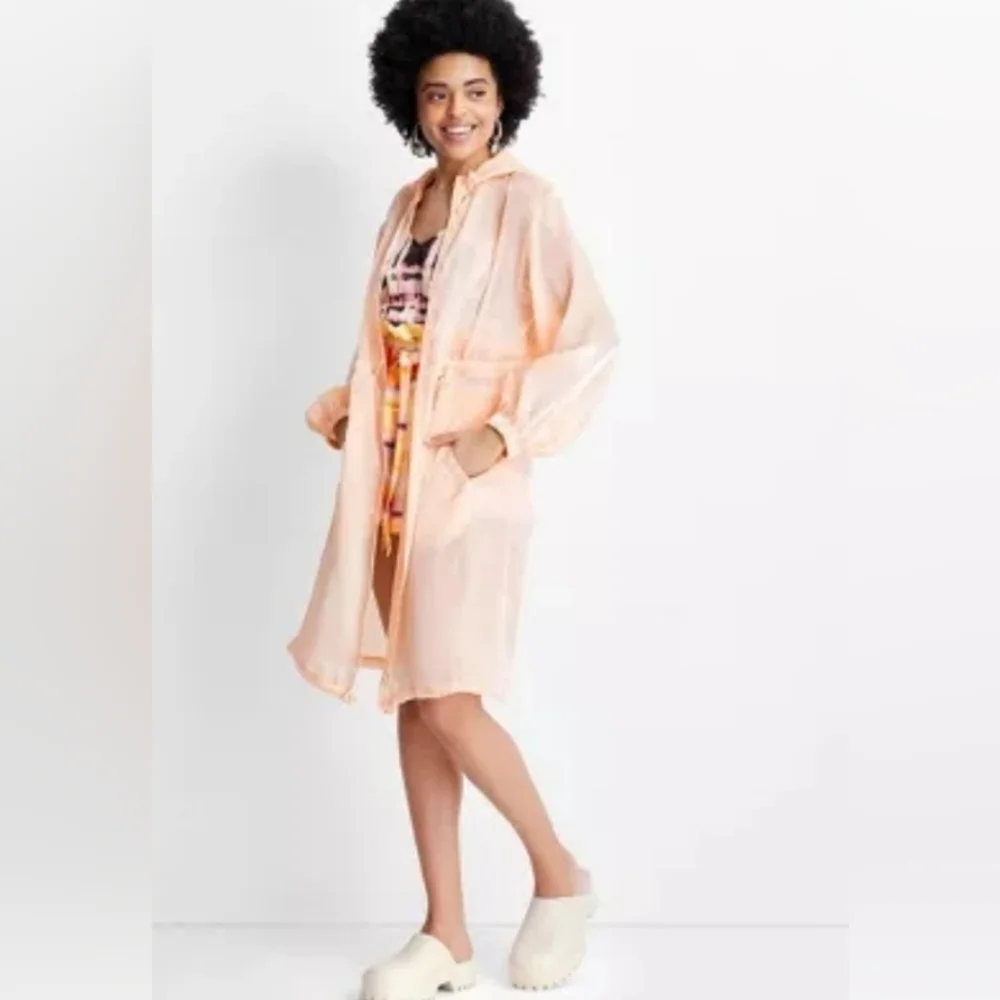 Elegant Pink Robe with‎ Silky Sheen